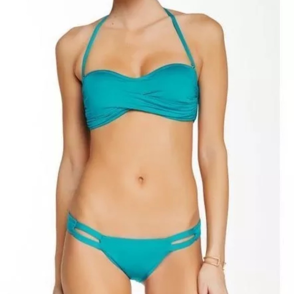 NWT $202 Vitamin A “ARUBA” BIKINI